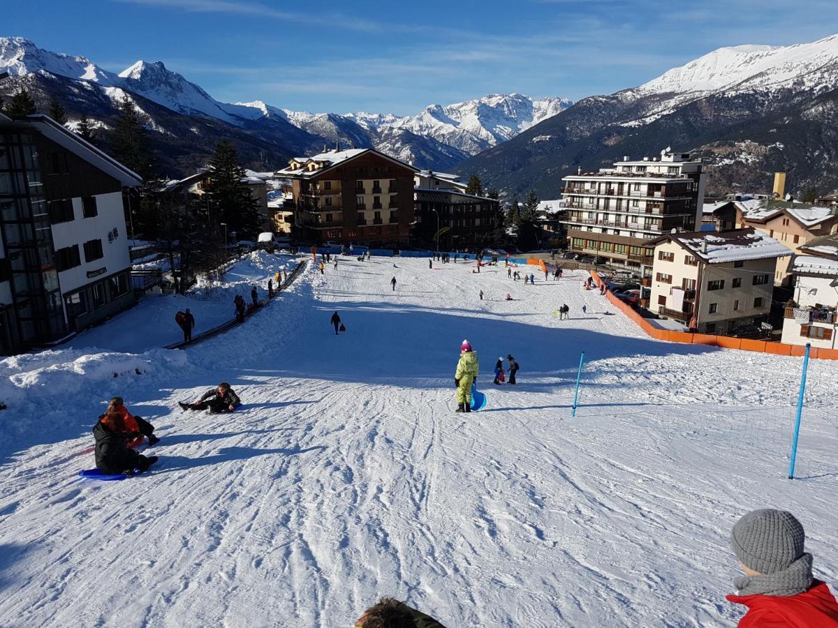 The Closest Location To The City Center And Chairlift Oulx エクステリア 写真